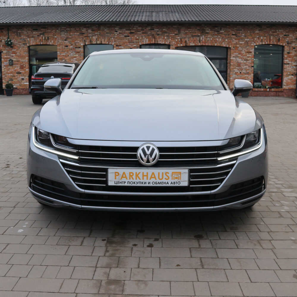 Volkswagen Arteon 2018 г 164000 км — Купить авто в автохаусе: продажа  подержанных авто, прием на комиссию, срочный выкуп, продажа в кредит лизинг